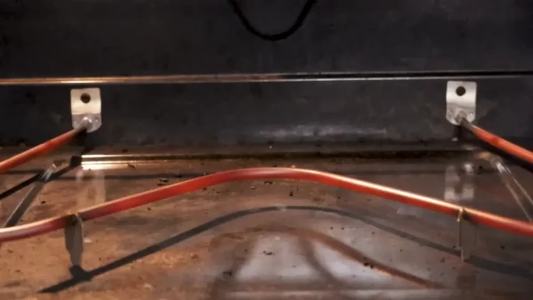 Oven Heating Element Sparking: What Causes It and How to Fix It? 
