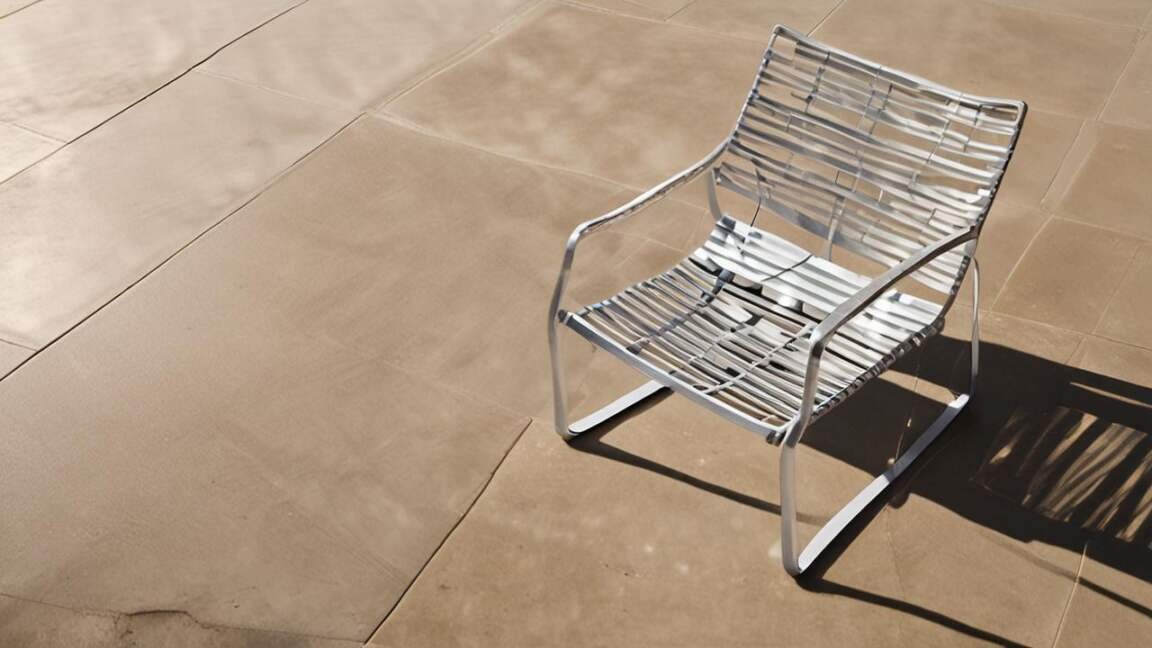 What Causes Outdoor Chairs to Be Uncomfortable?